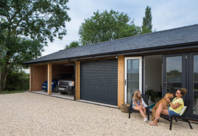 Seceuroglide manual anthracite garage door - Doormatic