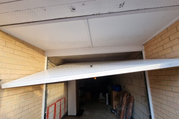 5 Garage Door Repairs You Should Never Do Yourself
