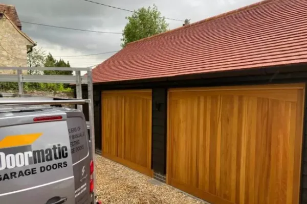 6 Benefits Of Hiring An Accredited Garage Door Installer